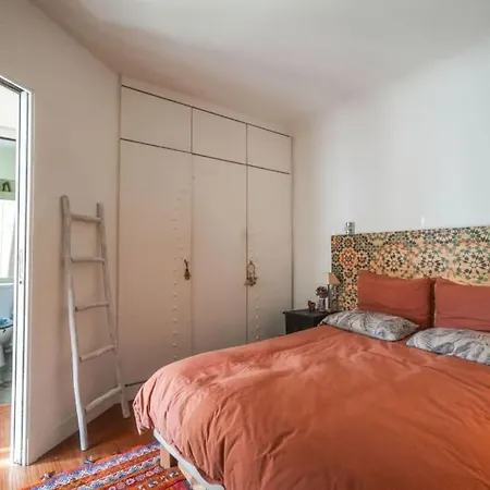 Exquisite Close To The Eiffel Tower * Paris